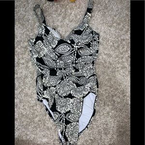 NWOT SWIMSUIT